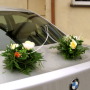 dekoracja ślubna samochodu
